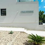 Katharina Comfortable Villa Maslenica