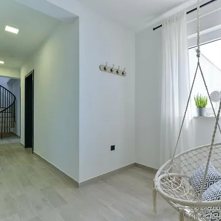 فيلة Katharina Comfortable ماسلينتسا