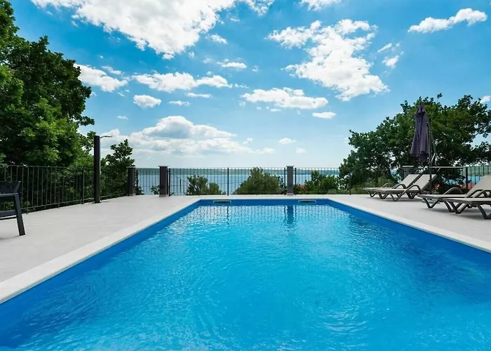 Katharina Comfortable * 马斯莱尼察