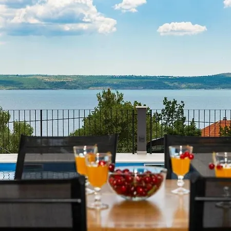 Katharina Comfortable Villa