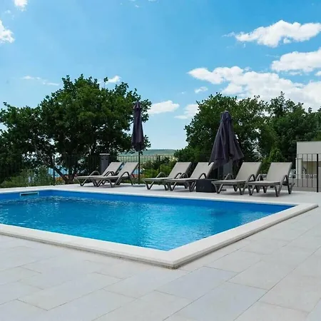 Katharina Comfortable Villa